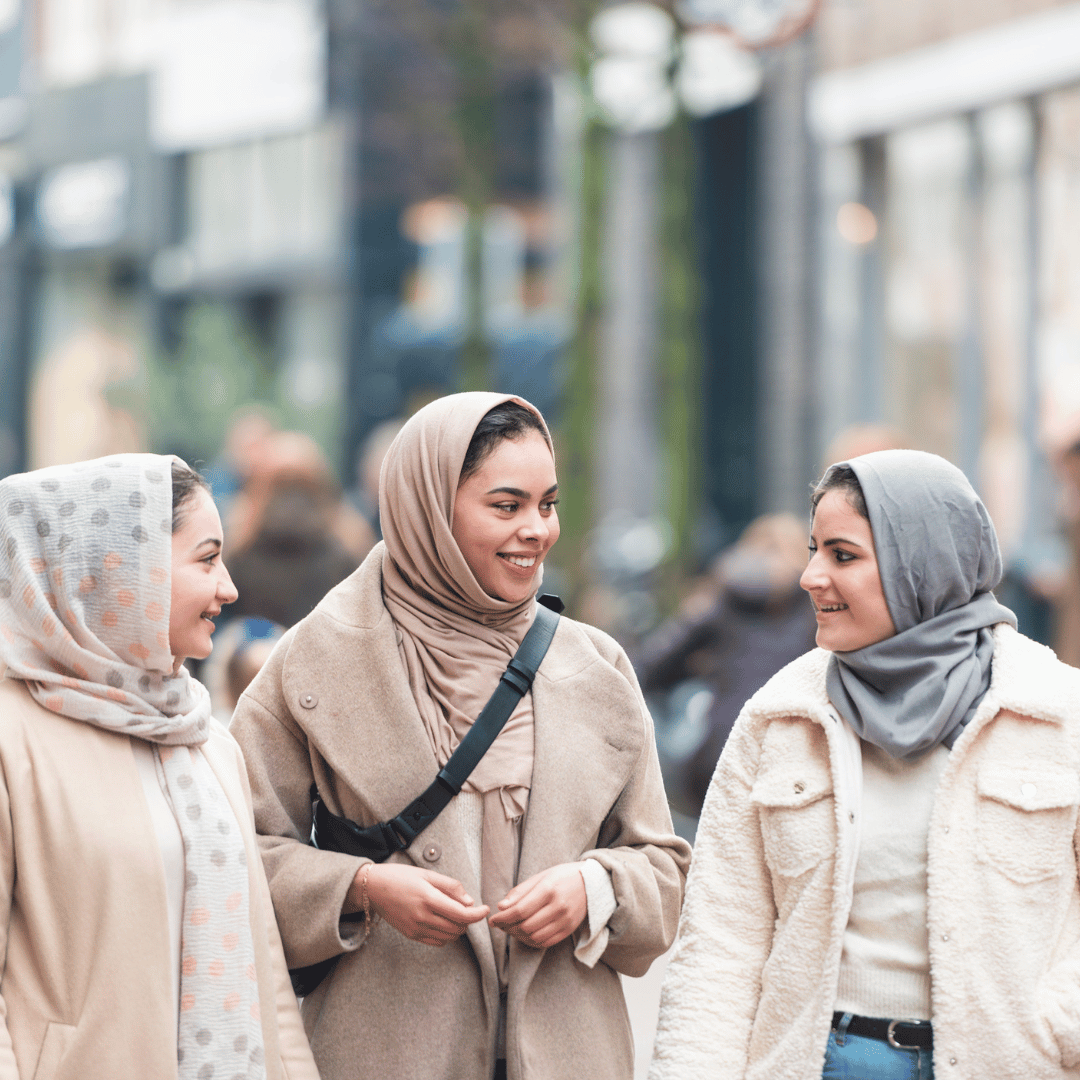 Muslim family photo 1 — replace with real photo